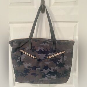 Stella & Dot Lady Boss Camouflage Tote with Laptop Holder